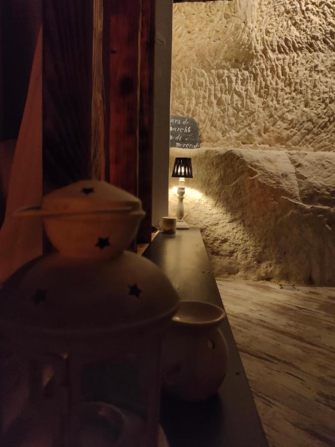 Les Troglos De Beaulieu Loches Εξωτερικό φωτογραφία