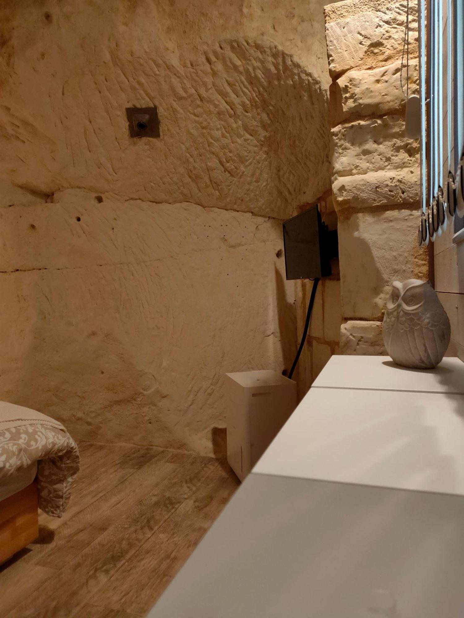 Les Troglos De Beaulieu Loches Δωμάτιο φωτογραφία