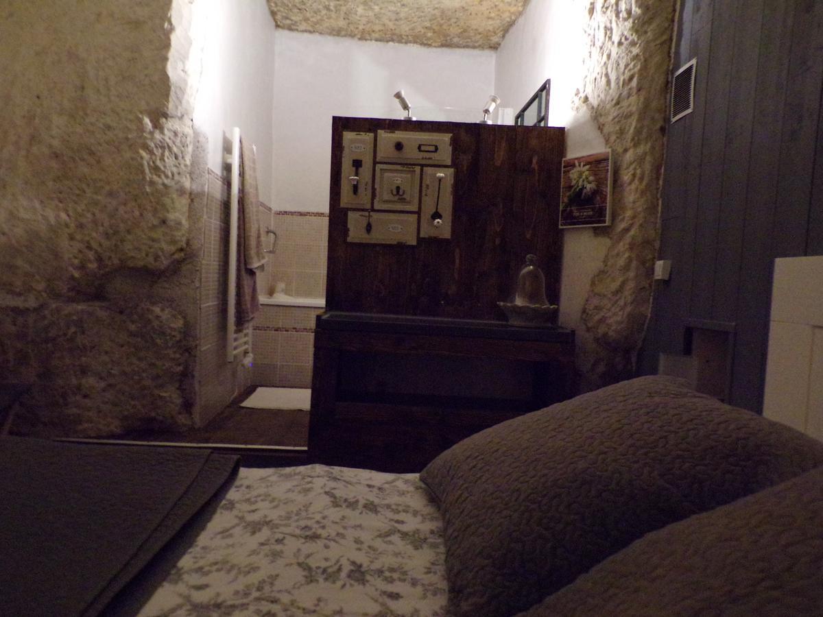 Les Troglos De Beaulieu Loches Εξωτερικό φωτογραφία